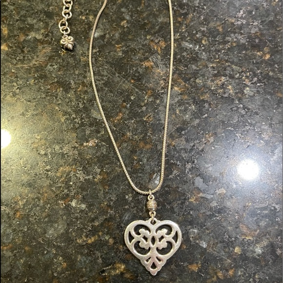 BRIGHTEN 20-24in Heart necklace perfect condition. - Picture 3 of 7